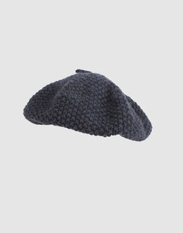 B. YU - ACCESSORI - Cappelli - su YOOX.COM