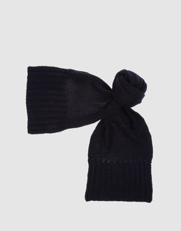 WHO*S WHO - ACCESSORI - Sciarpe - su YOOX.COM
