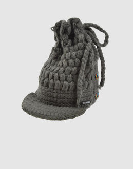 NOBIS - ACCESSORI - Cappelli - su YOOX.COM