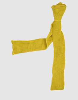 NEWPENNY - ACCESSORI - Sciarpe - su YOOX.COM