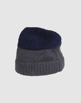 FOLK CLOTHING - ACCESSORI - Cappelli - su YOOX.COM