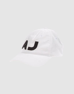 ARMANI JEANS - ACCESSORI - Cappelli - su YOOX.COM