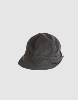 COCCINELLE - ACCESSORI - Cappelli - su YOOX.COM