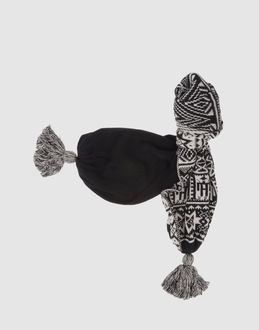 STEFANEL - ACCESSORI - Sciarpe - su YOOX.COM