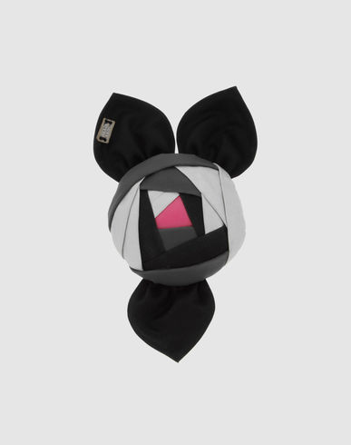ZOOM MISS SIXTY - Brooch