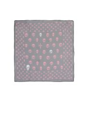 HTC - Square scarf
