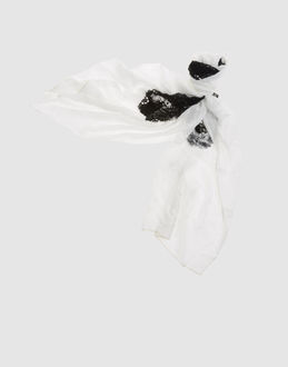 ROSAMUNDA - ACCESSORI - Sciarpe - su YOOX.COM