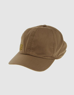 FENDI - ACCESSORI - Cappelli - su YOOX.COM