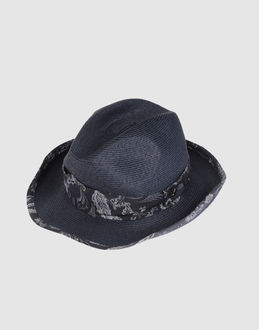 MESSAGERIE  - ACCESSORI - Cappelli - su YOOX.COM