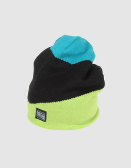 BILLABONG - ACCESSORI - Cappelli - su YOOX.COM