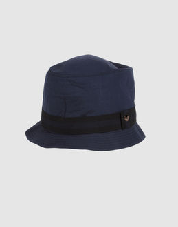 FRED PERRY - ACCESSORI - Cappelli - su YOOX.COM
