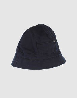 EQUIPE' 70 - ACCESSORI - Cappelli - su YOOX.COM