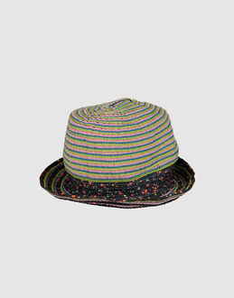 COCCINELLE - ACCESSORI - Cappelli - su YOOX.COM