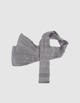 BURBERRY - ACCESSORI - Sciarpe - su YOOX.COM