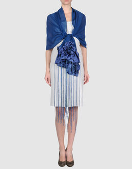 VICTORIO & LUCCHINO - ACCESSORI - Stole - su YOOX.COM