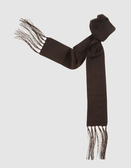 AQUASCUTUM - ACCESSORI - Sciarpe - su YOOX.COM