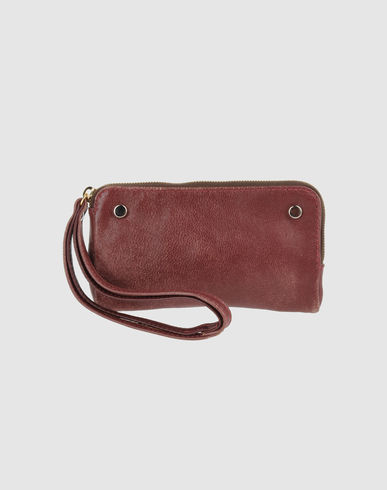 ZOOM ESCAPING FROM... - Wallet