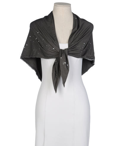 ZOOM MAURO GRIFONI - Shawl