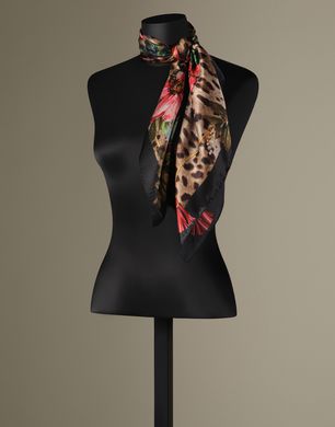 LEOPARD AND FLOWER PRINT FOULARD - Foulards - Dolce&Gabbana - Winter 2014 LEOPARD AND FLOWER PRINT FOULARD - Foulards - Dolce&Gabbana - Winter 2014