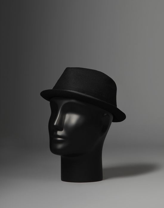 TRILBY
- Hats - Dolce&Gabbana - Winter 2014 TRILBY
- Hats - Dolce&Gabbana - Winter 2014