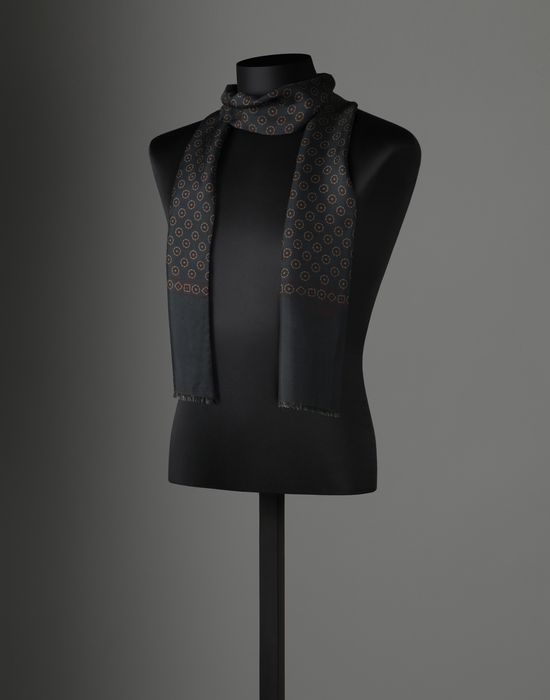 SILK SCARF
- Scarves - Dolce&Gabbana - Winter 2014 SILK SCARF
- Scarves - Dolce&Gabbana - Winter 2014