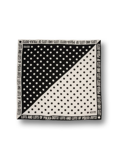 Moschino, Foulard