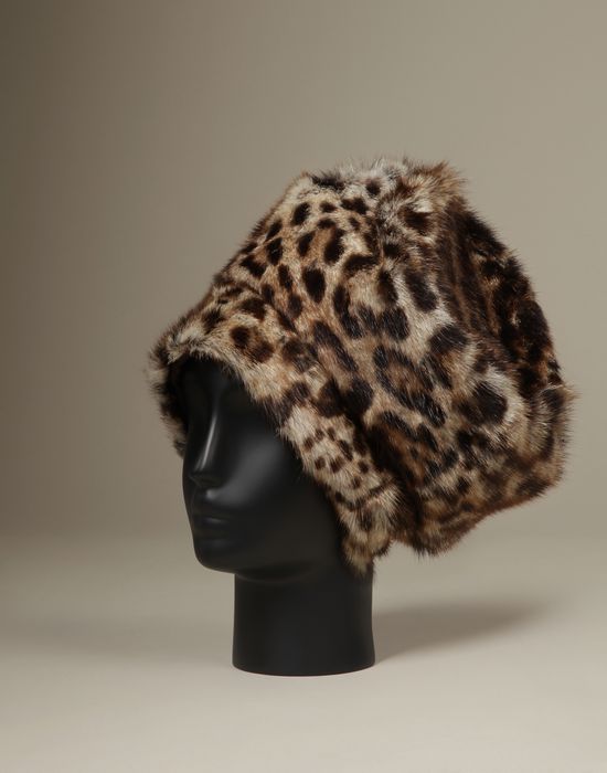 LEOPARD PRINT FUR HAT - Hats - Dolce&Gabbana - Winter 2014 LEOPARD PRINT FUR HAT - Hats - Dolce&Gabbana - Winter 2014