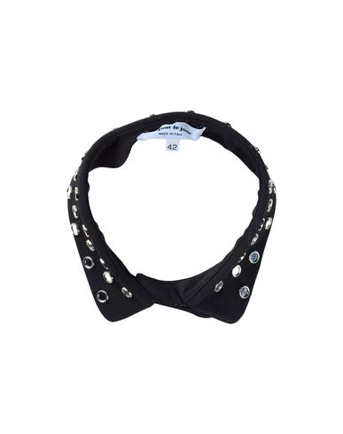 ZOOM AU JOUR LE JOUR - Collar