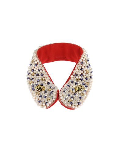 ZOOM AU JOUR LE JOUR - Collar