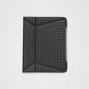 Intrecciato Nappa Ipad Case - Mobile and Tech Accessory - BOTTEGA VENETA - PE13 - 1000