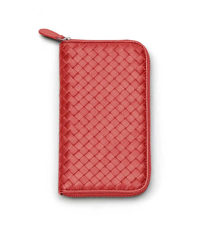 BOTTEGA VENETA ZIP AROUND WALLET IN BLOOD INTRECCIATO NAPPA Zip Around Wallet D fp