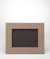 Bottega Veneta® Intrecciato Nappa Medium Photo Frame Bottega Veneta® Intrecciato Nappa Medium Photo Frame