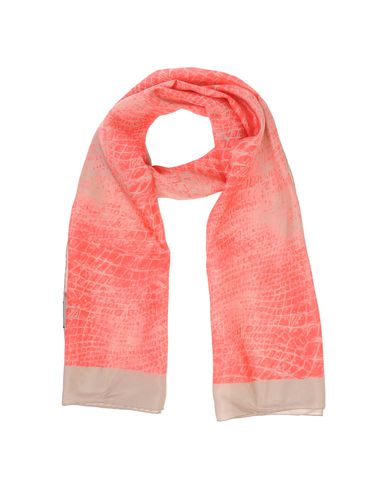 ZOOM FISICO-Cristina Ferrari - Stole