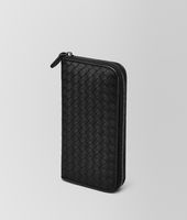 Bottega Veneta® Brieftasche mit Rundum-Reißverschluss aus VN-Leder Intrecciato in Nero Bottega Veneta® Brieftasche mit Rundum-Reißverschluss aus VN-Leder Intrecciato in Nero