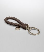 Bottega Veneta® Schlüsselanhänger aus Nappaleder Intrecciato Junior Bottega Veneta® Schlüsselanhänger aus Nappaleder Intrecciato Junior