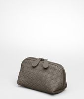 Bottega Veneta® Kosmetiktasche aus Nappaleder Intrecciato Shadow Bottega Veneta® Kosmetiktasche aus Nappaleder Intrecciato Shadow