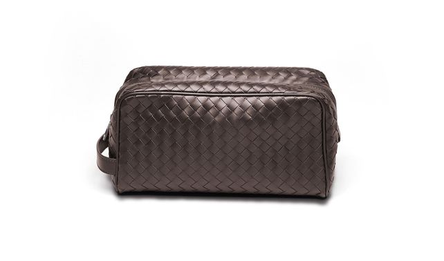 BOTTEGA VENETA - Kosmetiktasche aus VN-Leder Intrecciato Ebano