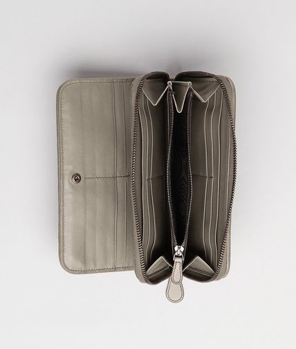 BOTTEGA VENETA - Fume Intrecciato Nappa Zip Around Wallet