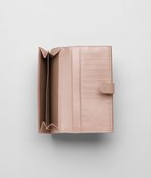 Bottega Veneta® Petale Intrecciato Nappa Continental Wallet Bottega Veneta® Petale Intrecciato Nappa Continental Wallet