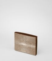 Bottega Veneta® Portemonnaie aus weichem Stachelrochen Bronze Bottega Veneta® Portemonnaie aus weichem Stachelrochen Bronze