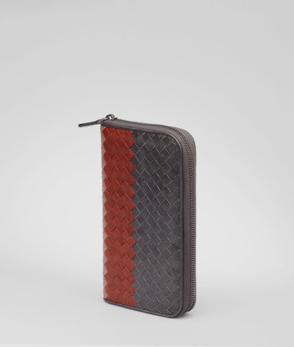 BOTTEGA VENETA -
