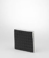 Bottega Veneta® Brieftasche aus gewaschenem Nappaleder Intrecciato mit Vintage-Effekt Bottega Veneta® Brieftasche aus gewaschenem Nappaleder Intrecciato mit Vintage-Effekt
