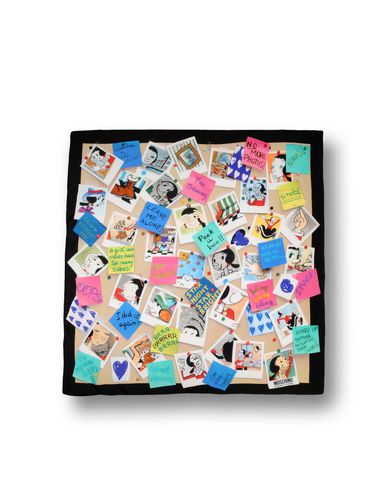 Moschino, Foulard