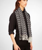 Bottega Veneta® Black Beige Cashmere Scarf Bottega Veneta® Black Beige Cashmere Scarf