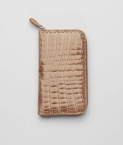 BOTTEGA VENETA - Portemonnaie mit Zip aus glänzendem Krokodilleder Bronze