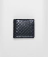 Bottega Veneta® Portemonnaie aus gebürstetem Intreccio Scolpito Prusse und Nero Bottega Veneta® Portemonnaie aus gebürstetem Intreccio Scolpito Prusse und Nero