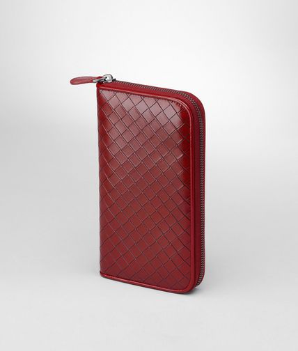 BOTTEGA VENETA - Fraise Nero Intreccio Scolpito Spazzolato Zip Around Wallet
