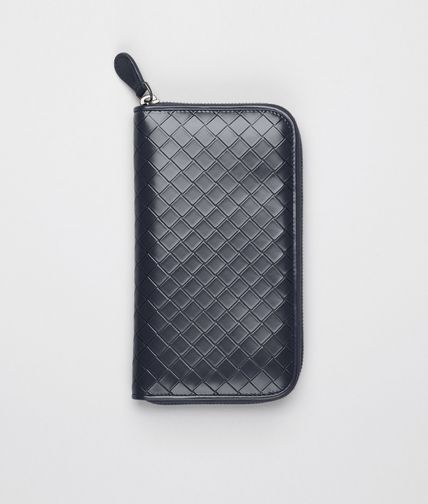 BOTTEGA VENETA - Prusse Nero Intreccio Scolpito Spazzolato Zip Around Wallet