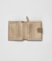 Bottega Veneta® French Flap Portemonnaie aus Nappaleder Intrecciato Walnut Bottega Veneta® French Flap Portemonnaie aus Nappaleder Intrecciato Walnut