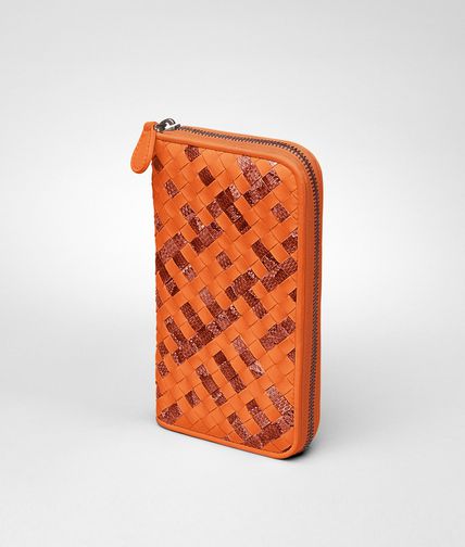 BOTTEGA VENETA - Portemonnaie mit Rundum-Reißverschluss aus Ayers und Nappaleder Intrecciato Tangerine